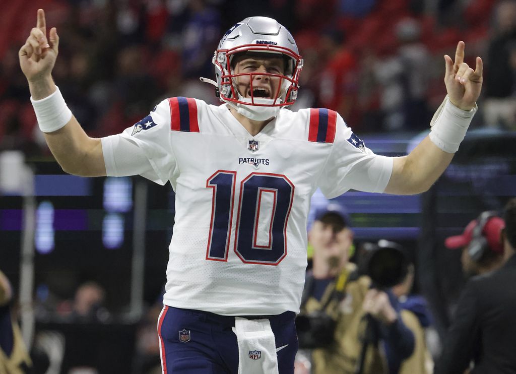 Pinstripe Bowl Keep Rolling, Win Third&nbsp;Straight